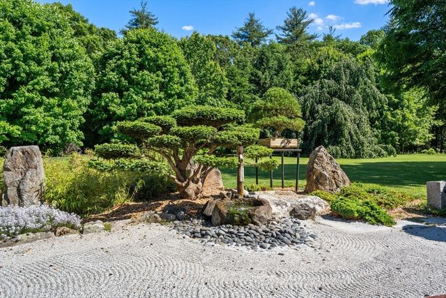 495 Hugh Cargill Rd, Concord, MA 01742