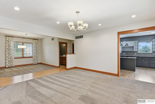 20297 Woodridge Drive, Gretna, NE 68028