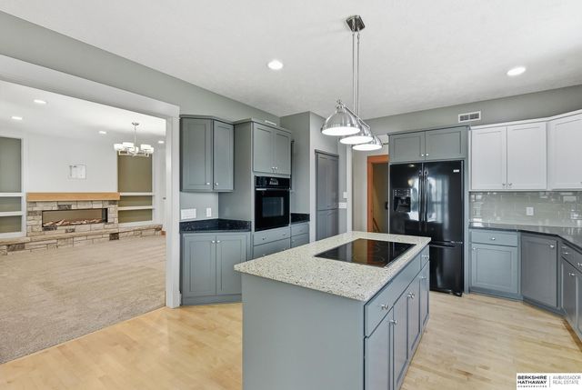 20297 Woodridge Drive, Gretna, NE 68028