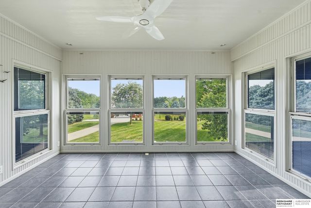 20297 Woodridge Drive, Gretna, NE 68028