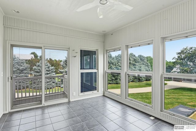20297 Woodridge Drive, Gretna, NE 68028