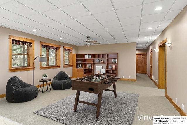 20297 Woodridge Drive, Gretna, NE 68028