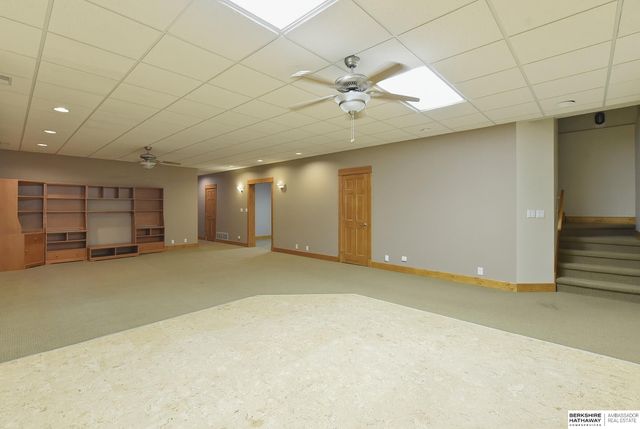 20297 Woodridge Drive, Gretna, NE 68028