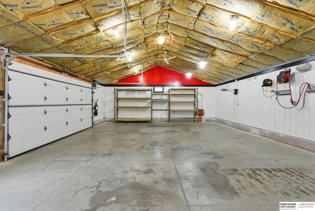 20297 Woodridge Drive, Gretna, NE 68028