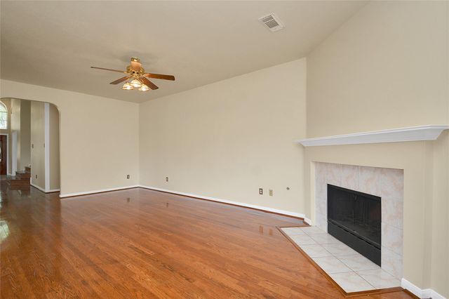 4123 Valedon Lane, Houston, TX 77014