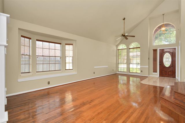 4123 Valedon Lane, Houston, TX 77014