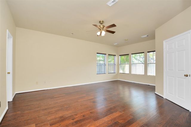 4123 Valedon Lane, Houston, TX 77014