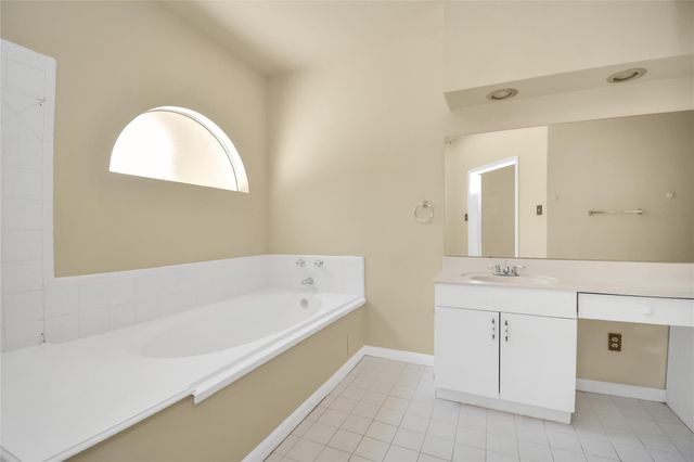 4123 Valedon Lane, Houston, TX 77014
