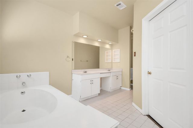 4123 Valedon Lane, Houston, TX 77014