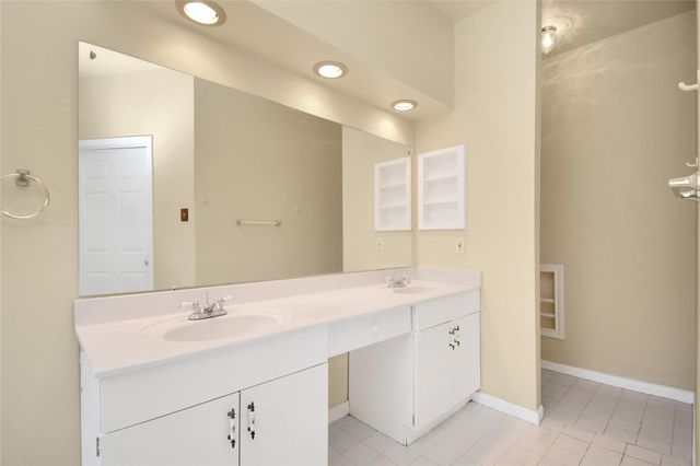 4123 Valedon Lane, Houston, TX 77014