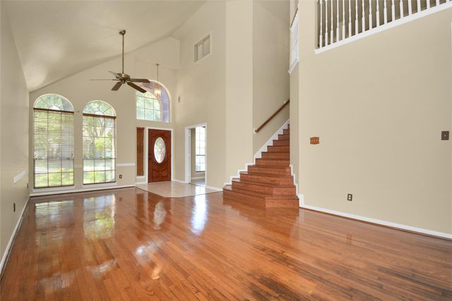 4123 Valedon Lane, Houston, TX 77014