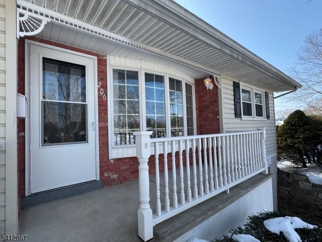 206 Victory Ave, Pohatcong Twp., NJ 08865