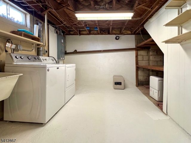 206 Victory Ave, Pohatcong Twp., NJ 08865