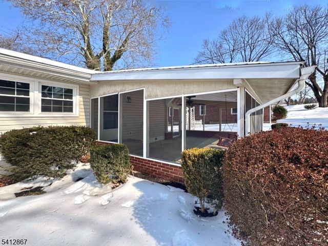 206 Victory Ave, Pohatcong Twp., NJ 08865