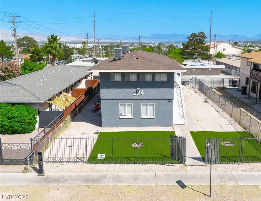 224 North 13th Street, Las Vegas, NV 89101 — exterior