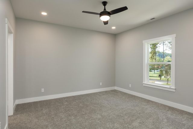 21 Robin Hill Road, Dunlap, TN 37327