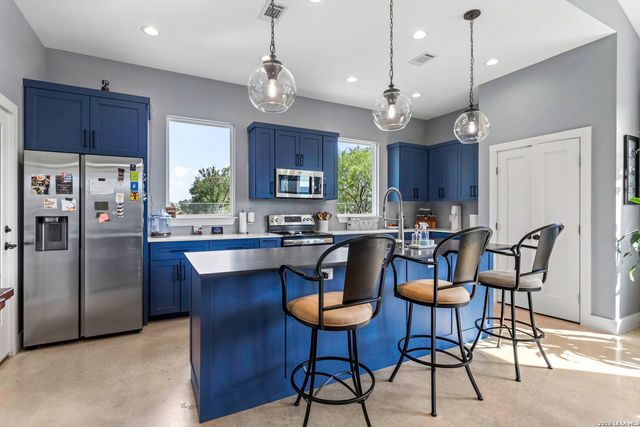 1008 naumann, Granite Shoals, TX 78654