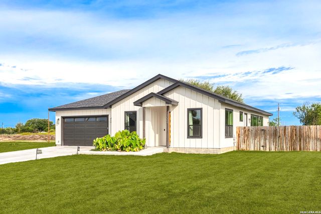 1008 naumann, Granite Shoals, TX 78654