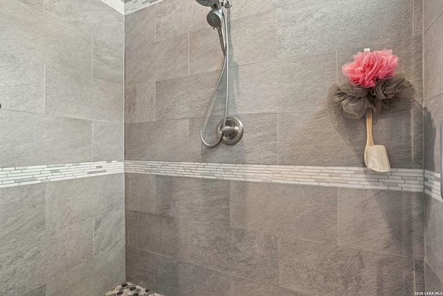 1008 naumann, Granite Shoals, TX 78654