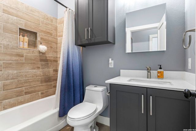 1008 naumann, Granite Shoals, TX 78654