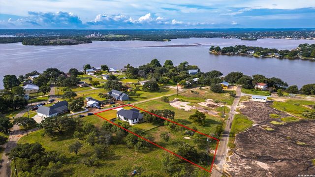 1008 naumann, Granite Shoals, TX 78654