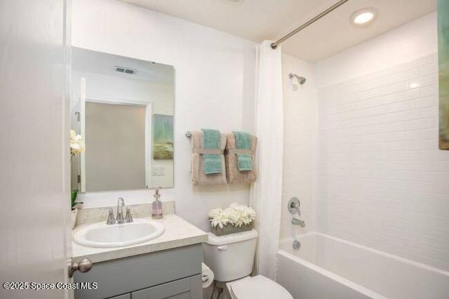 2772 Dahlia Road SE, Palm Bay, FL 32909