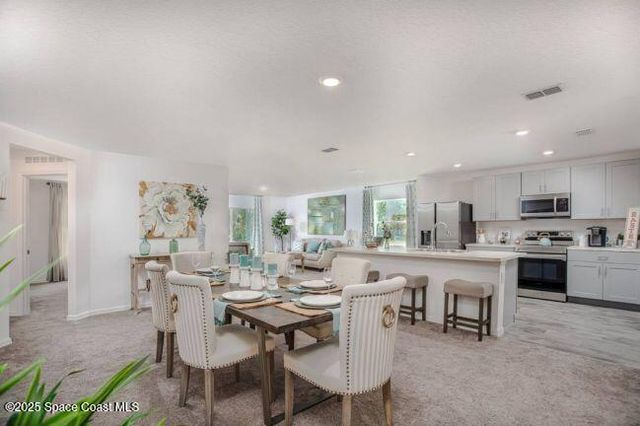 2772 Dahlia Road SE, Palm Bay, FL 32909
