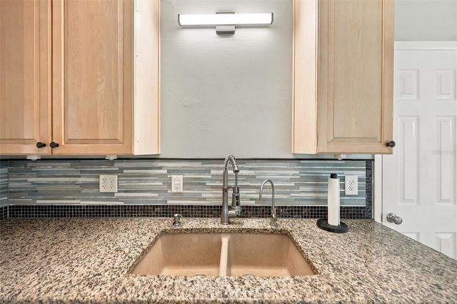3036 SHAMROCK DRIVE, Venice, FL 34293
