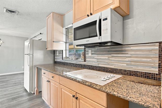 3036 SHAMROCK DRIVE, Venice, FL 34293