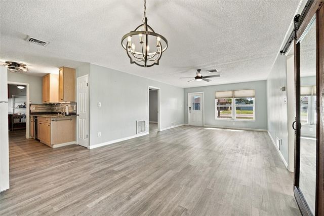 3036 SHAMROCK DRIVE, Venice, FL 34293