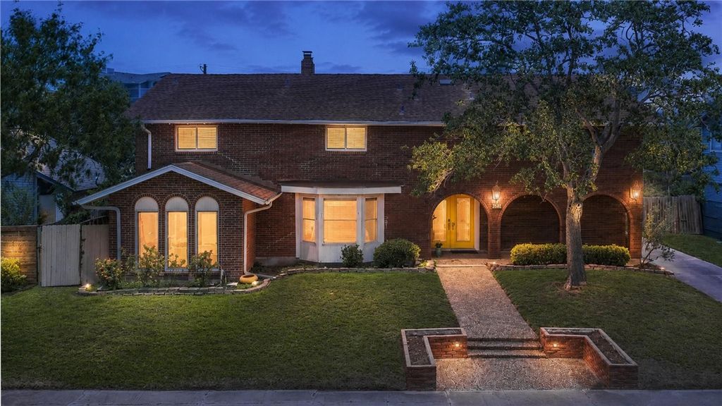 7126 Pharaoh Dr, Corpus Christi, TX 78412