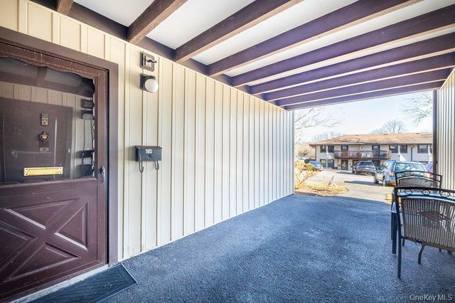10 Regents Place D, Yorktown Heights, NY 10598