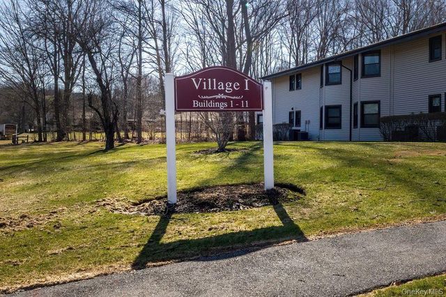 10 Regents Place D, Yorktown Heights, NY 10598