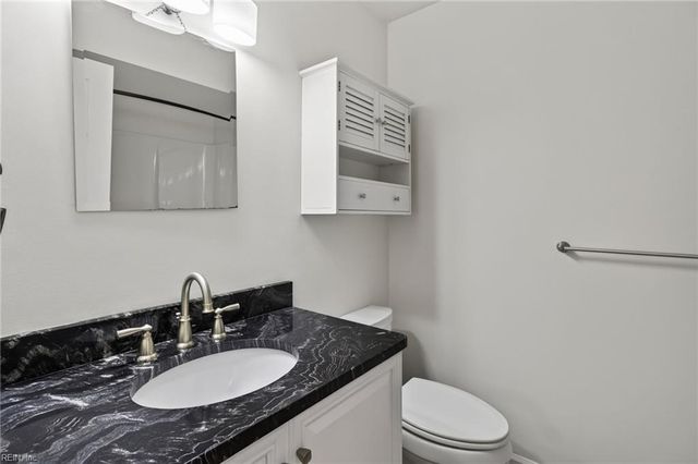 711 Waterstock CT, Chesapeake, VA 23322