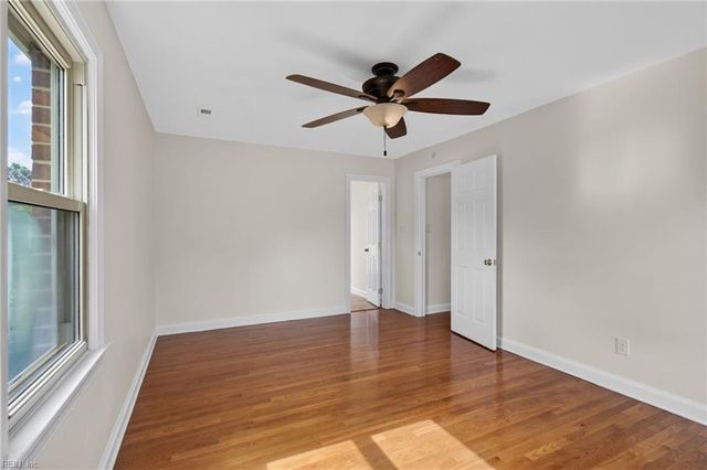 711 Waterstock CT, Chesapeake, VA 23322