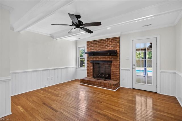 711 Waterstock CT, Chesapeake, VA 23322