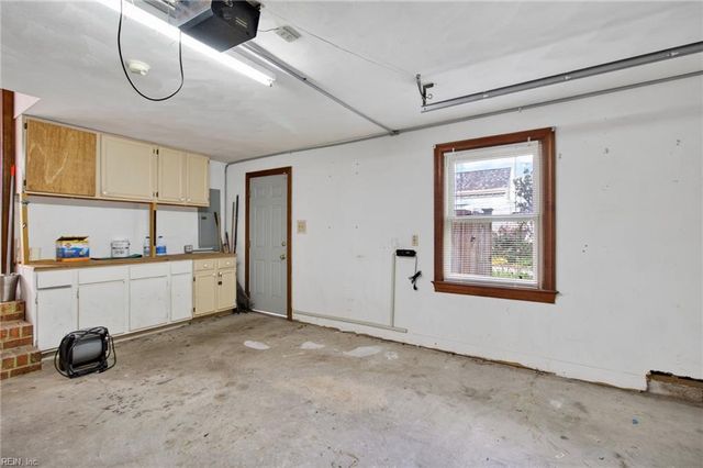 711 Waterstock CT, Chesapeake, VA 23322