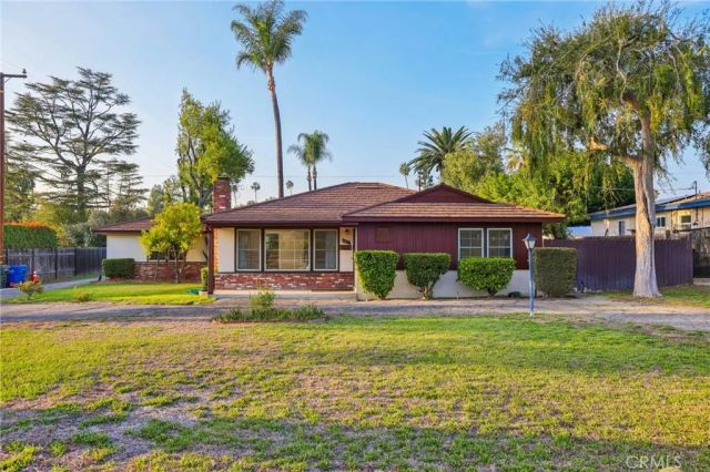 665 S Chaparro, Covina, CA 91724
