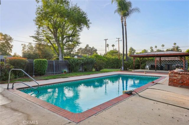 665 S Chaparro, Covina, CA 91724