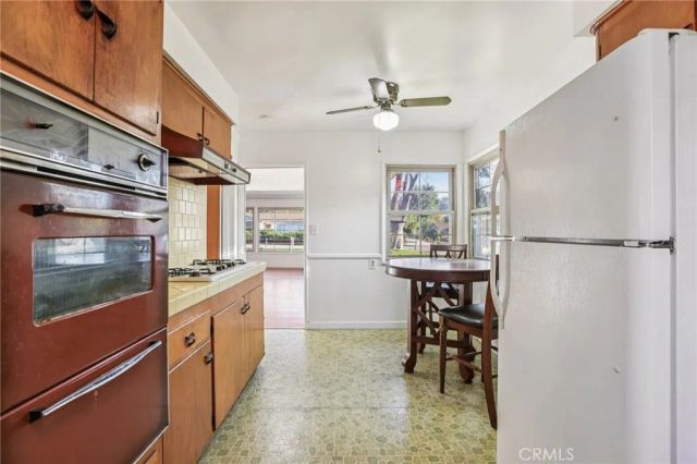 665 S Chaparro, Covina, CA 91724