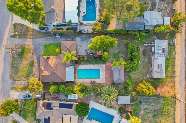 665 S Chaparro, Covina, CA 91724