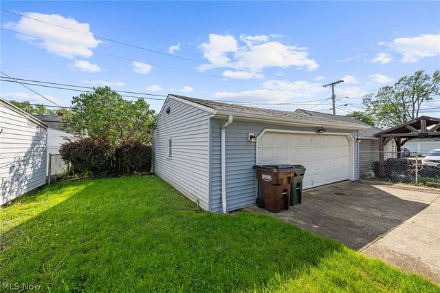 7511 Wooster Pky, Parma, OH 44129