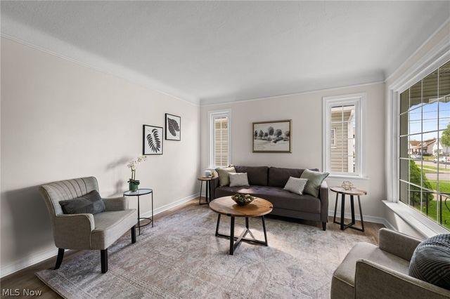 7511 Wooster Pky, Parma, OH 44129