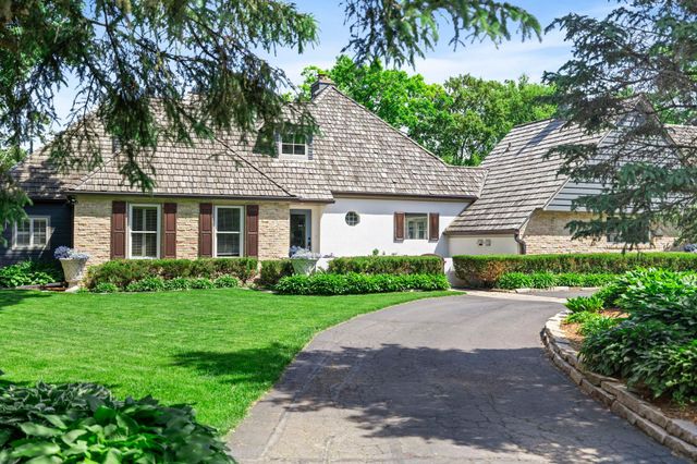 5404 Interlachen Boulevard, Edina, MN 55436