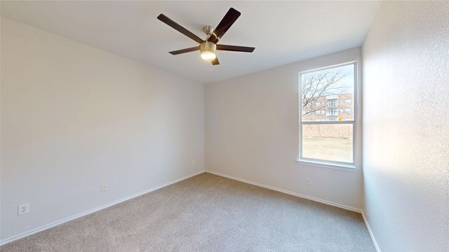 523 Zachum Drive, Arlington, TX 76002