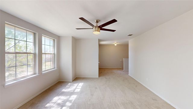 523 Zachum Drive, Arlington, TX 76002