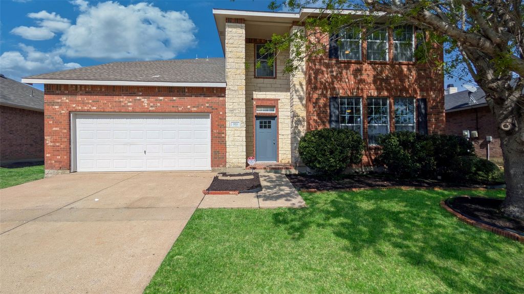 523 Zachum Drive, Arlington, TX 76002