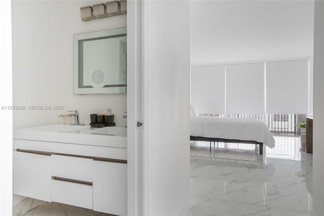 18051 Biscayne Blvd 1904-1, Aventura, FL 33160