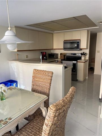 4451 GULF SHORE BLVD N 601, Naples, FL 34103