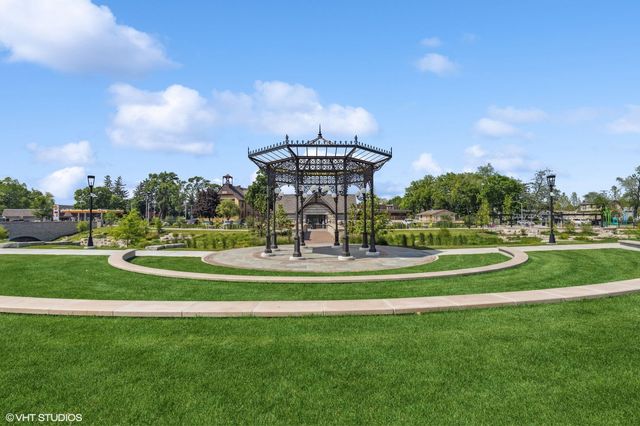 865 Sterling Heights Drive, Antioch, IL 60002